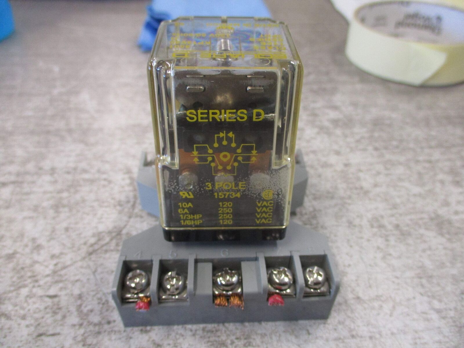 Square D Relay 8501 KP13V20 Ser. D 120V coil W/Base Used