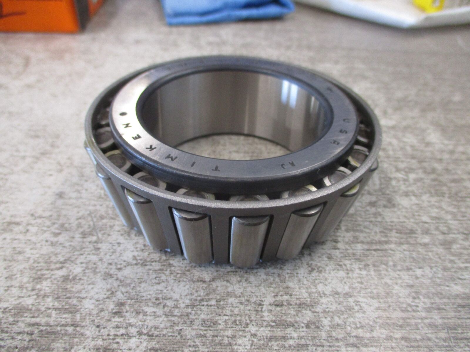 Timken Tapered Roller Bearing JM207049 New Surplus