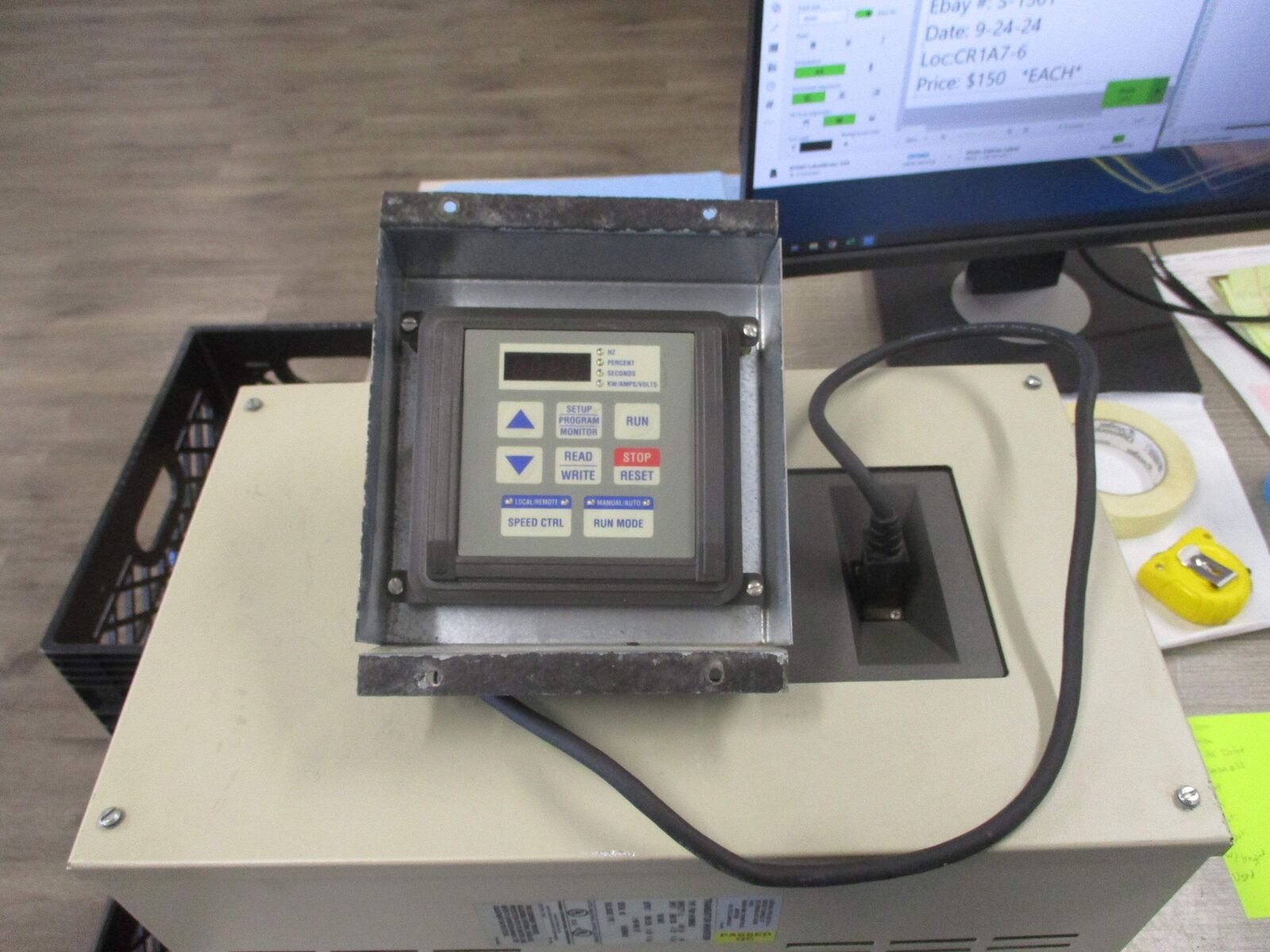 Toshiba E3 AC Drive HK30AA033 10HP 3Ph Input: 208/230V 32A 3P 50/60Hz Output: 20