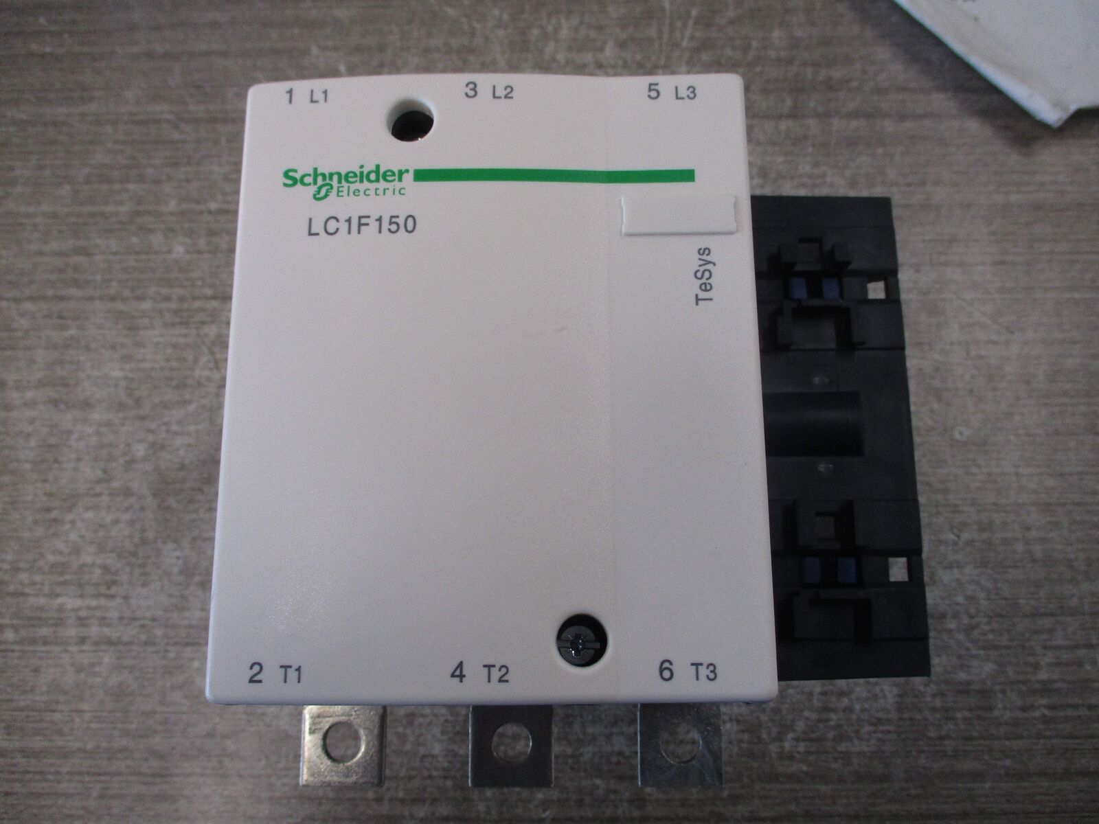 Schneider Electric Contactor LC1F150 127V Coil Used