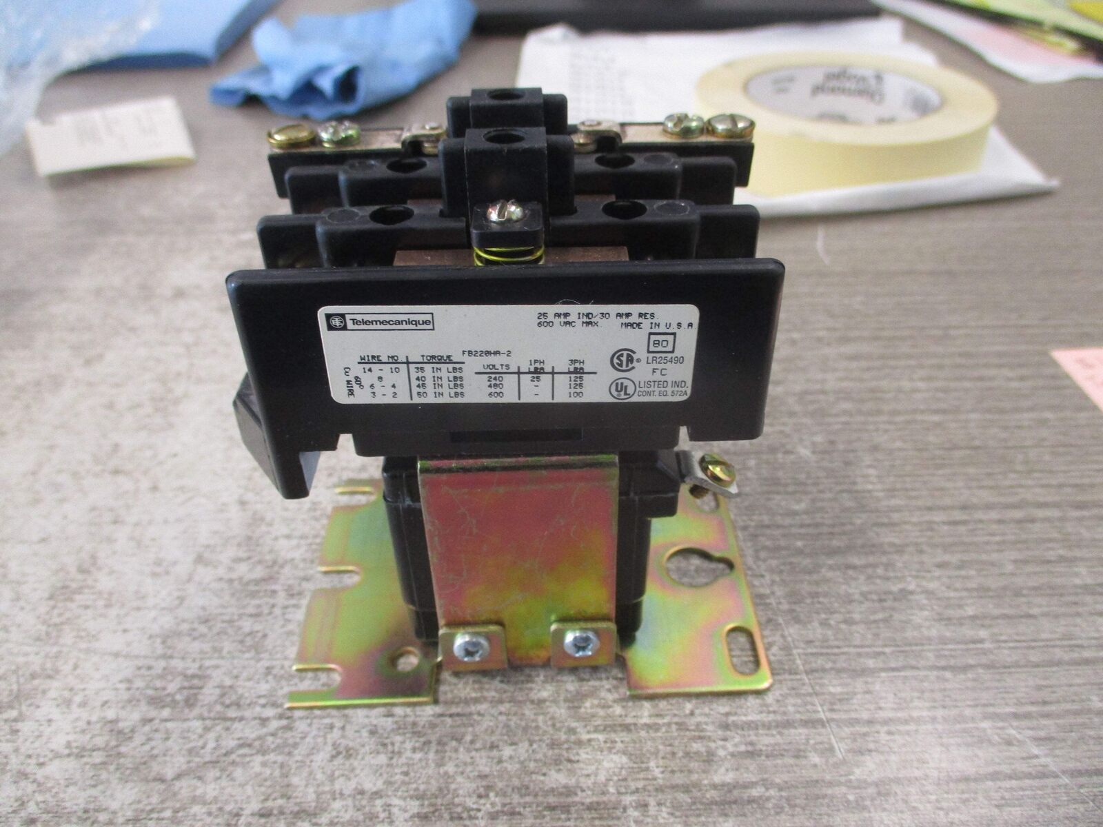 Telemecanique Contactor 2160FB220HA-2 10-12VDC Coil New Surplus
