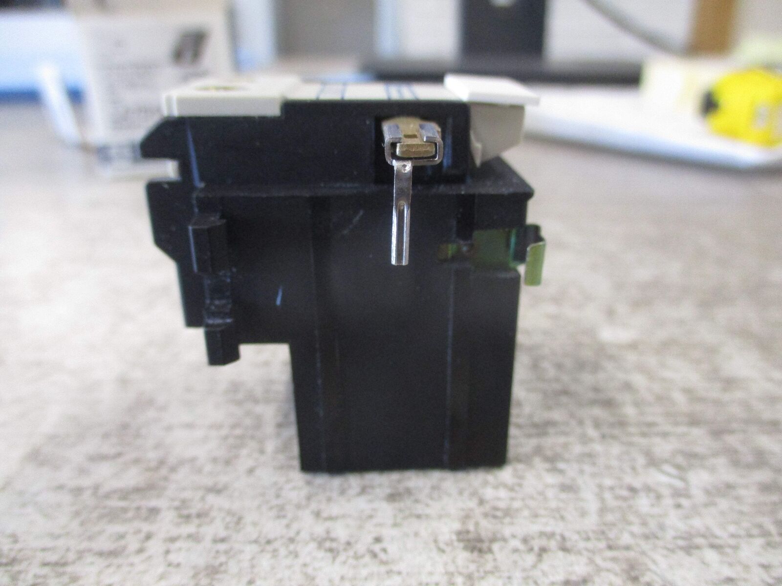 Telemecanique Overload Relay LA7D03N 415/440V 50/60Hz New Surplus