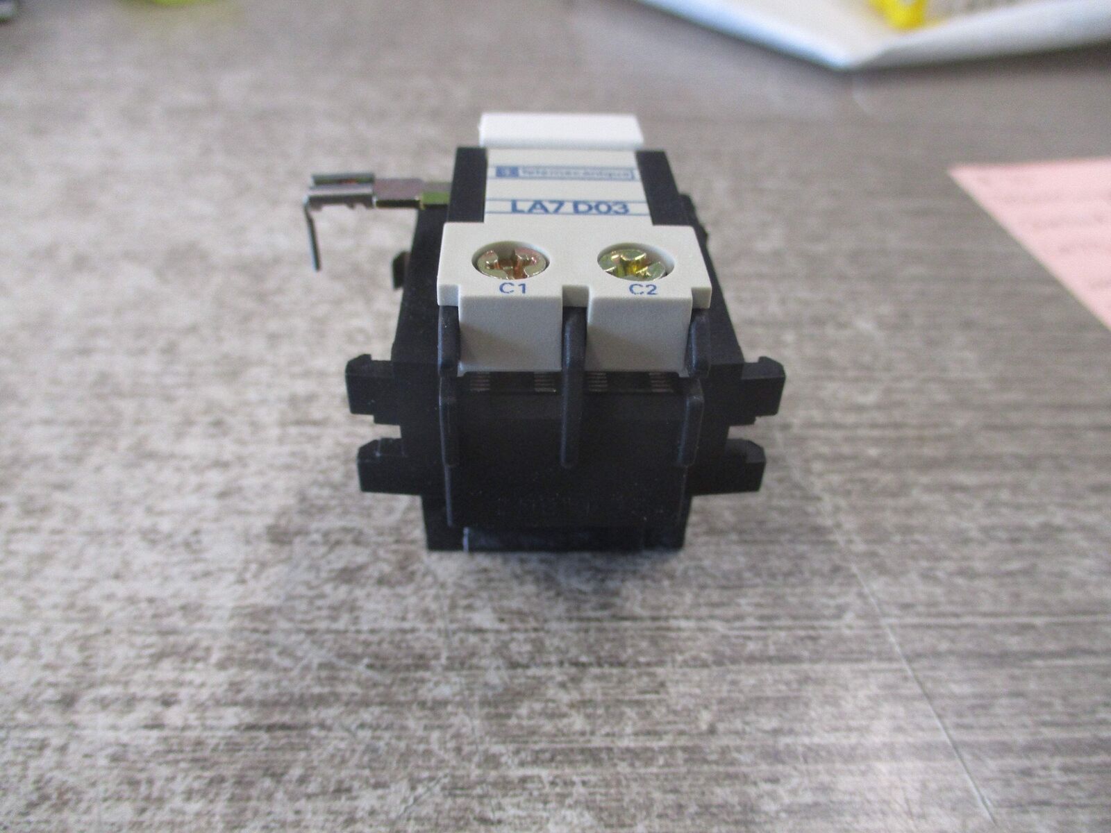 Telemecanique Overload Relay LA7D03M 220V 50/60Hz New Surplus