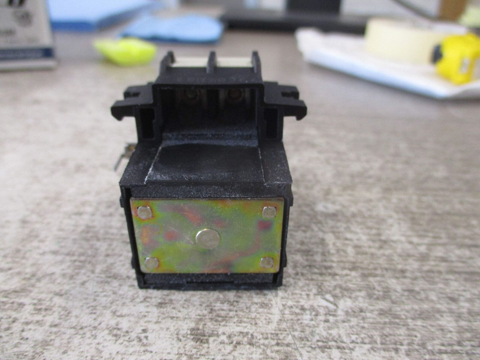 Telemecanique Overload Relay LA7D03M 220V 50/60Hz New Surplus