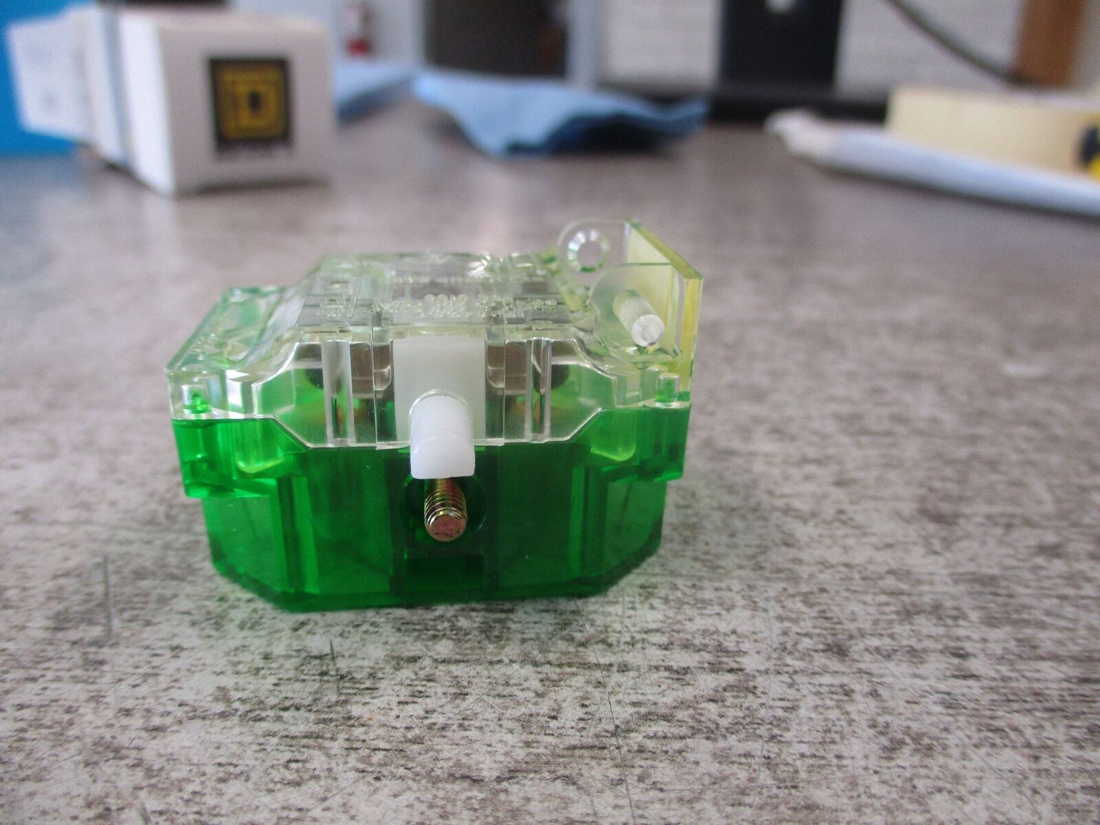 Square D Fingersafe Contact Block 9001 KA 2 Ser. J 1N.O. New Surplus