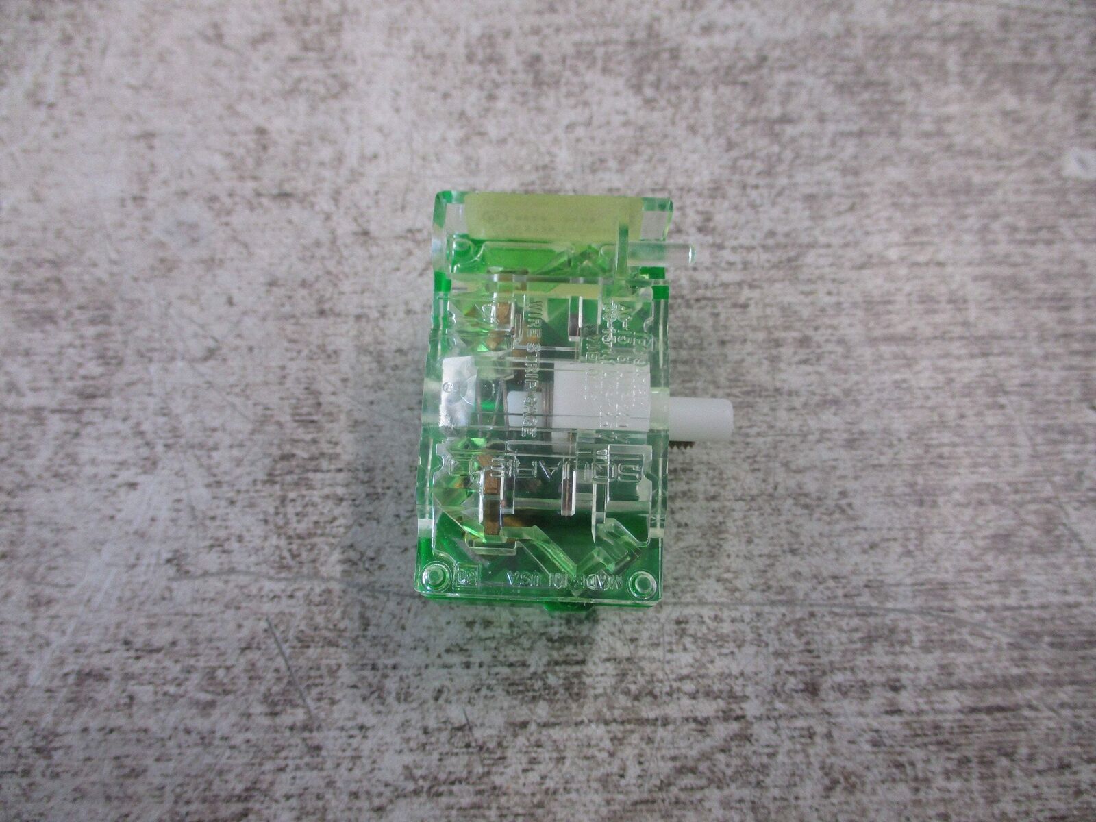 Square D Fingersafe Contact Block 9001 KA 2 Ser. J 1N.O. New Surplus