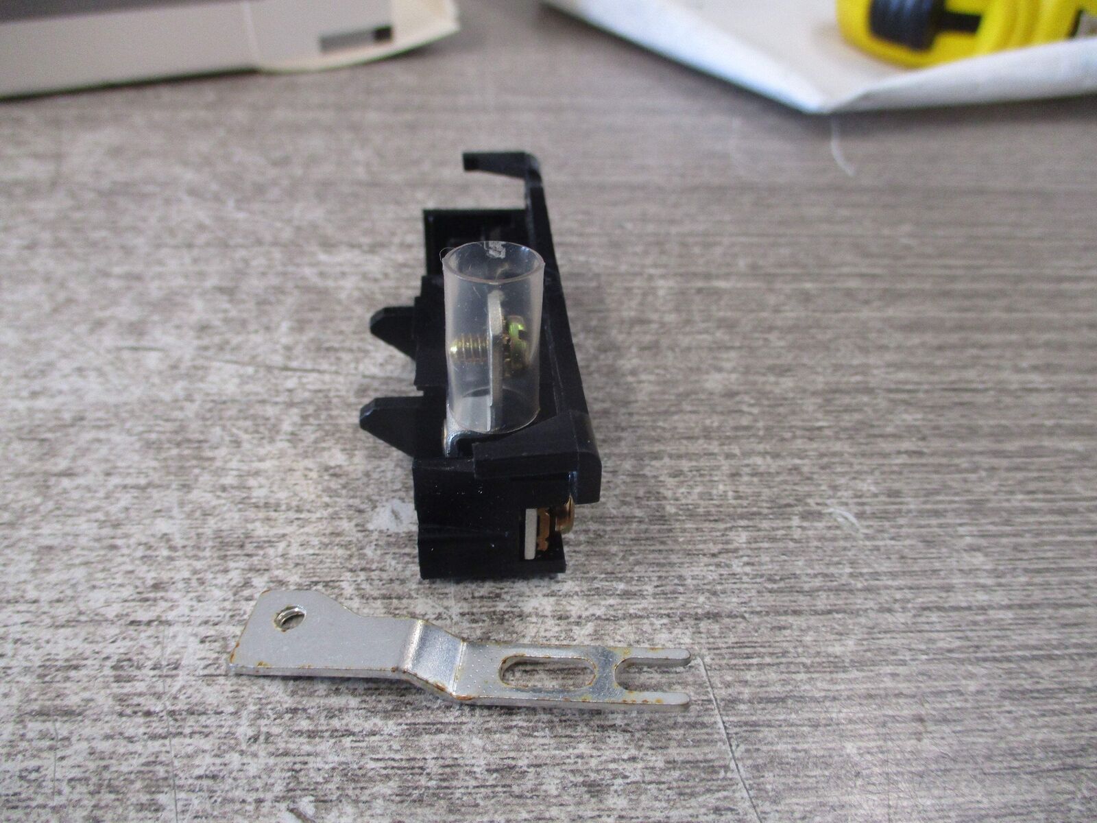 Square D Terminal Block 9999 T7 Ser. A Size 0-4 New Surplus