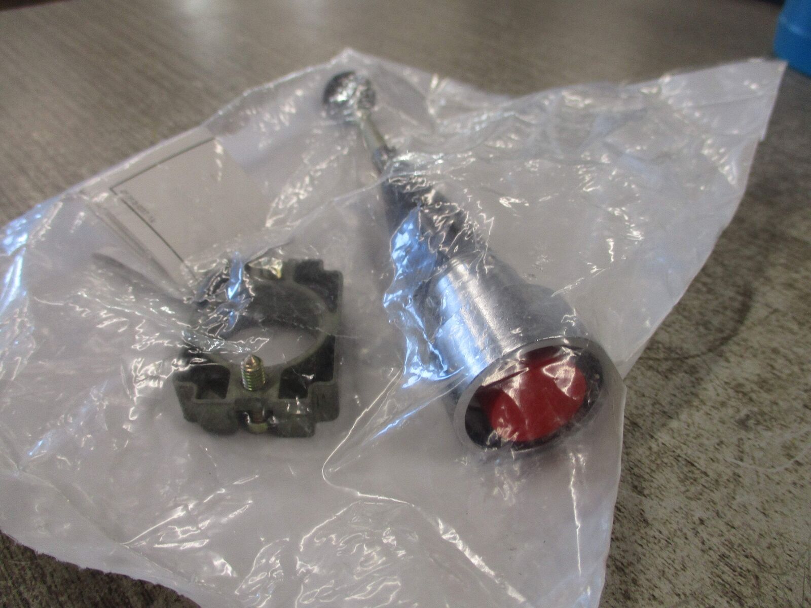 Telemecanique Reset Switch XB2BA944 New Surplus