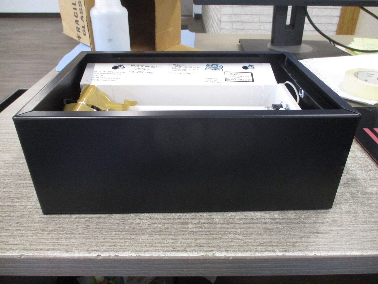 Alkco In-Use Illuminated Sign EG-12-FL-2 New Surplus