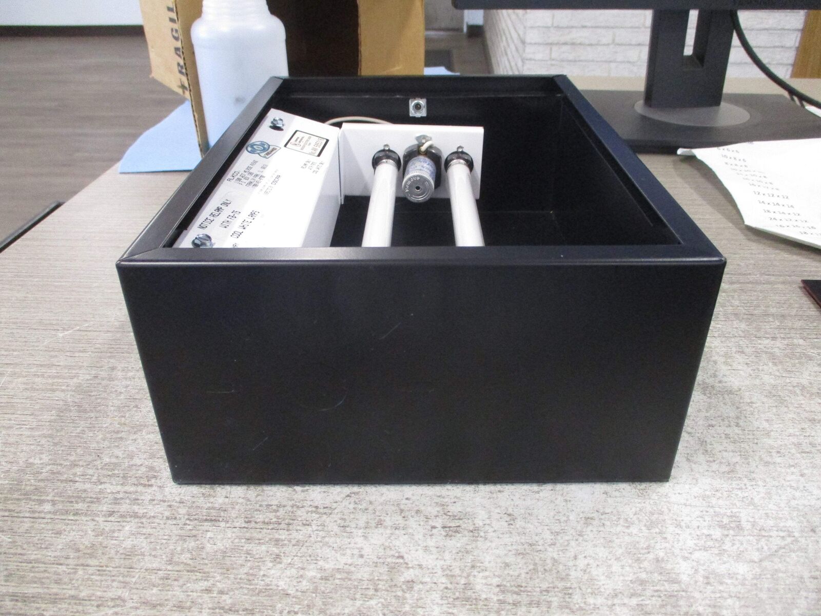 Alkco In-Use Illuminated Sign EG-12-FL-2 New Surplus