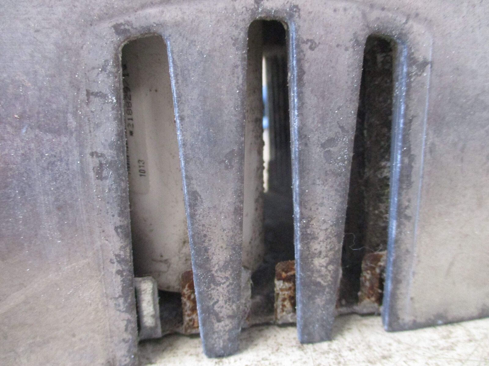 Eaton AC Drive PX0007411B 5HP 3Ph Input: 380-500V 50/60Hz 7.6A Output: 0-V1 0-32