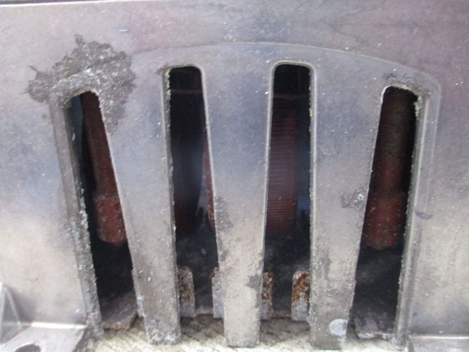 Eaton AC Drive PX0007411B 5HP 3Ph Input: 380-500V 50/60Hz 7.6A Output: 0-V1 0-32