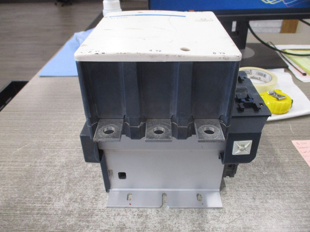 Telemecanique Contactor LC1 F330 120-127V Coil *Chipped Aux Block* Used