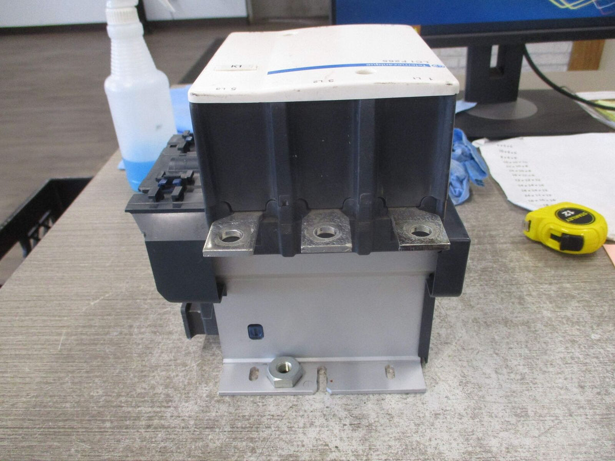 Telemecanique Contactor LC1F265 120-127V Coil 40-400 Hz 285A 600V *Missing Coil