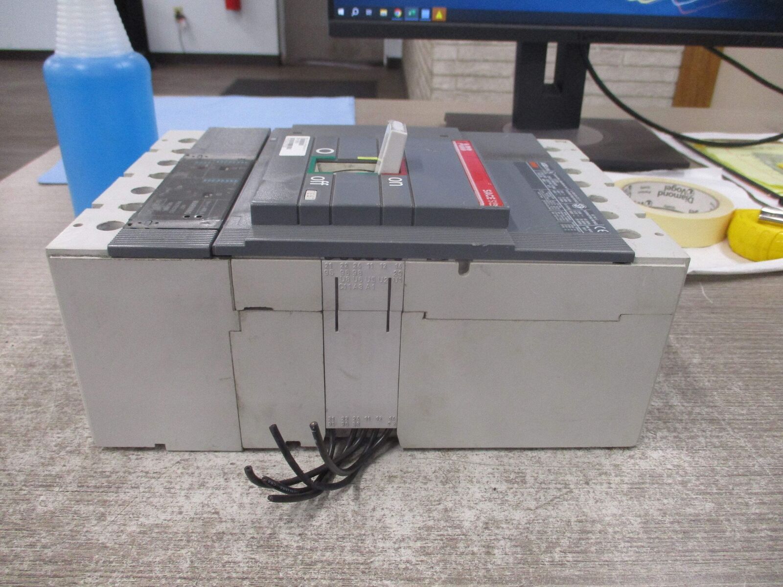 ABB SACE S5 Circuit Breaker S5N PR211 400A 600V 4P *No Stunt Trip Wires* Used