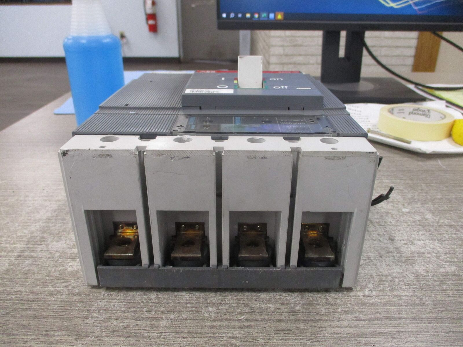 ABB SACE S5 Circuit Breaker S5N PR211 400A 600V 4P *No Stunt Trip Wires* Used