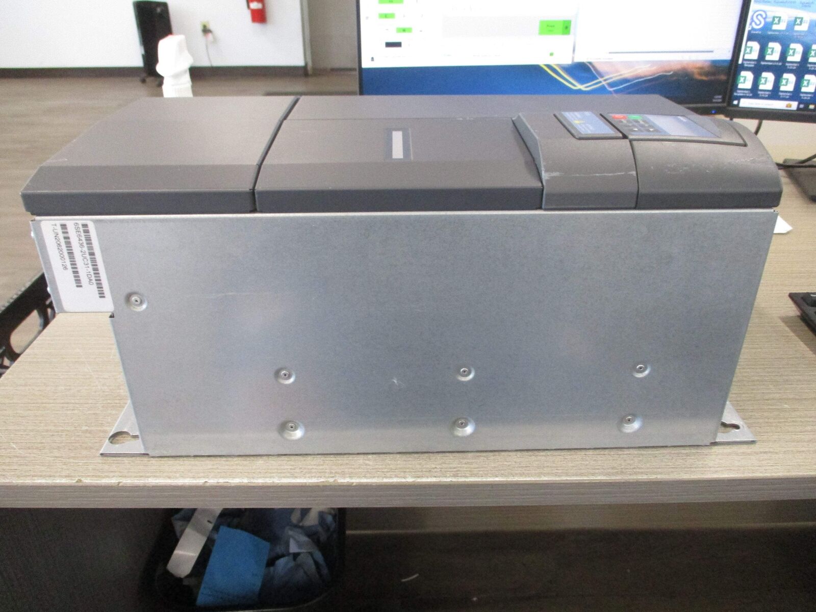 Siemens SED2-11/22X AC Drive 6SE6436-2UC31-1DA0 15HP 3Ph Input: 200-240V+10%-10%