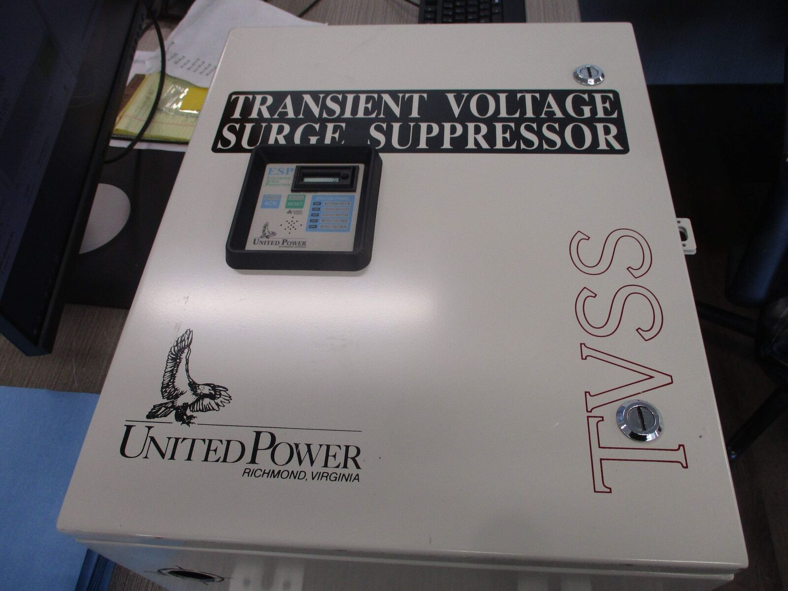 United Power Surge Suppressor PDX3-S3-080K-34-CS-12 120/208V 60Hz Ratings: 330 N