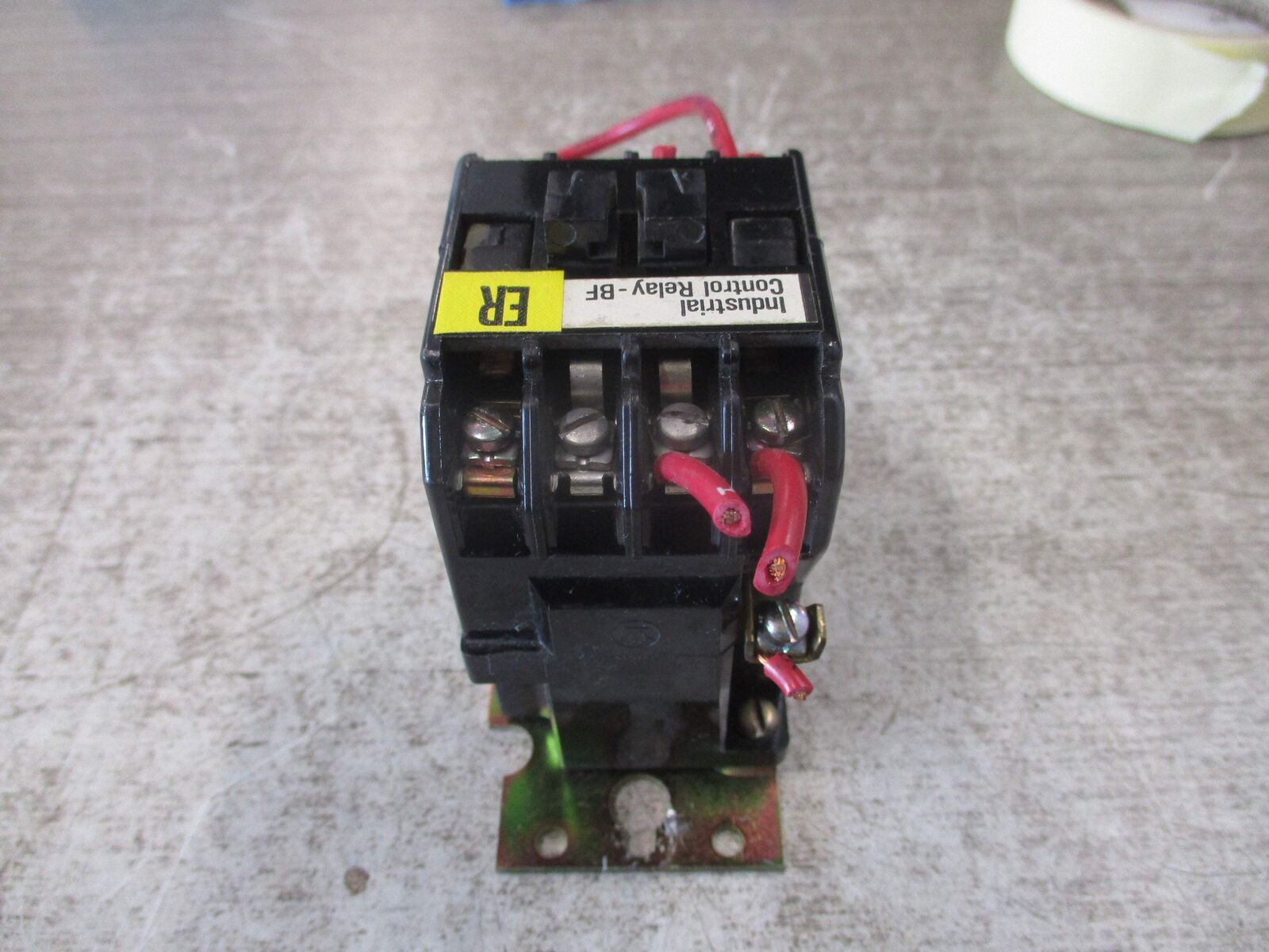 Westinghouse Control Relay BF22F Style 765A857G01 120V Coil 10A 300V Used