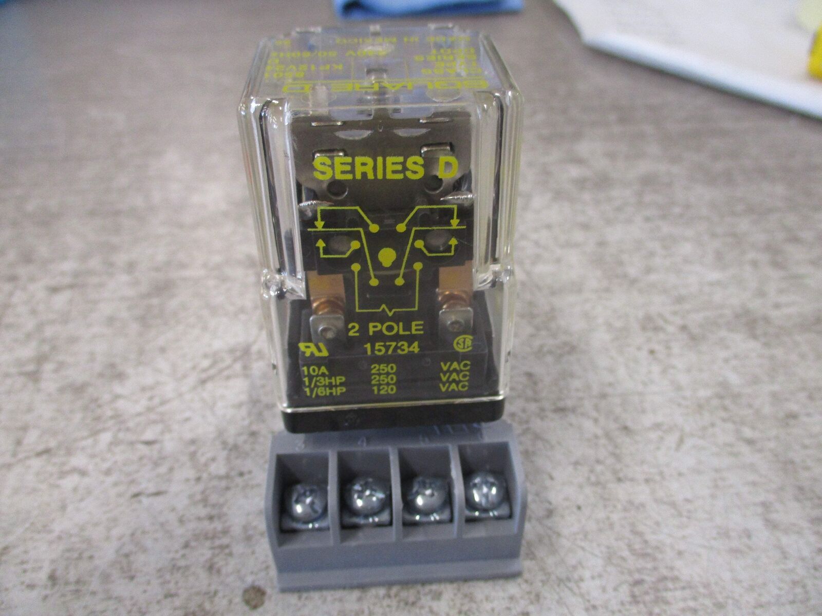 Square D Relay 8501 KP12V24 Ser. D 240V W/Base Used
