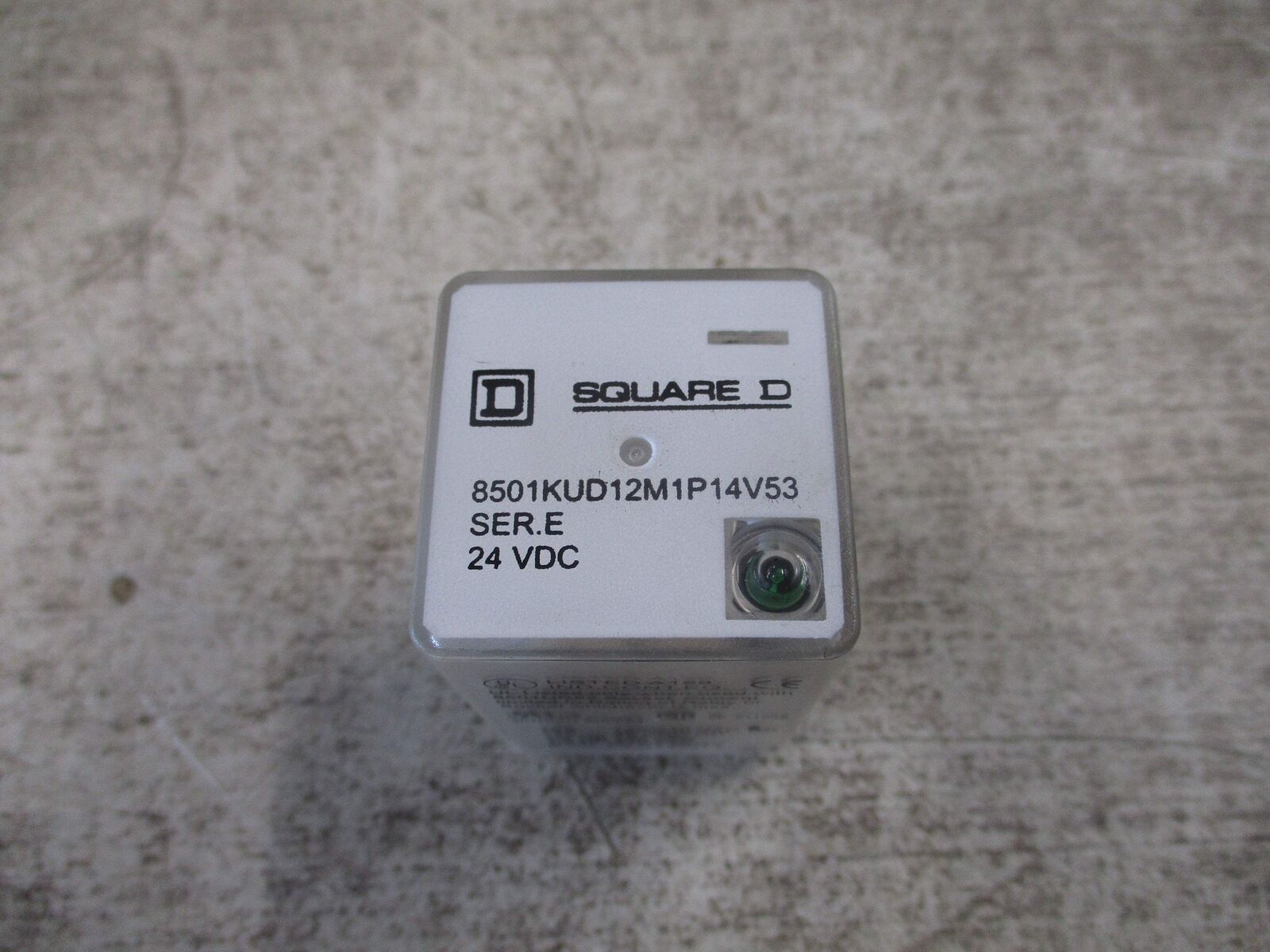 Square D Relay 8501KUD12M1P14V53 Ser. E 24VDC Used