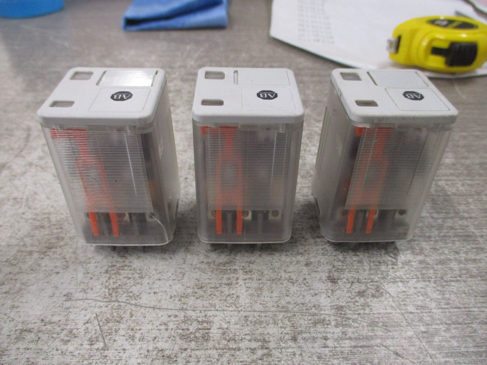 Allen-Bradley Relay 700-HA33A1 120VAC 10A *No Base* *Lot of 3* Used