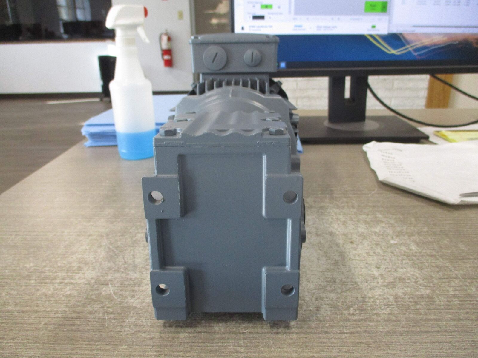 Sew-Eurodrive Gearmotor WA30 DRE80M4 M01SN997 IHP Ratio 14.33:1 122RPM Output Ne