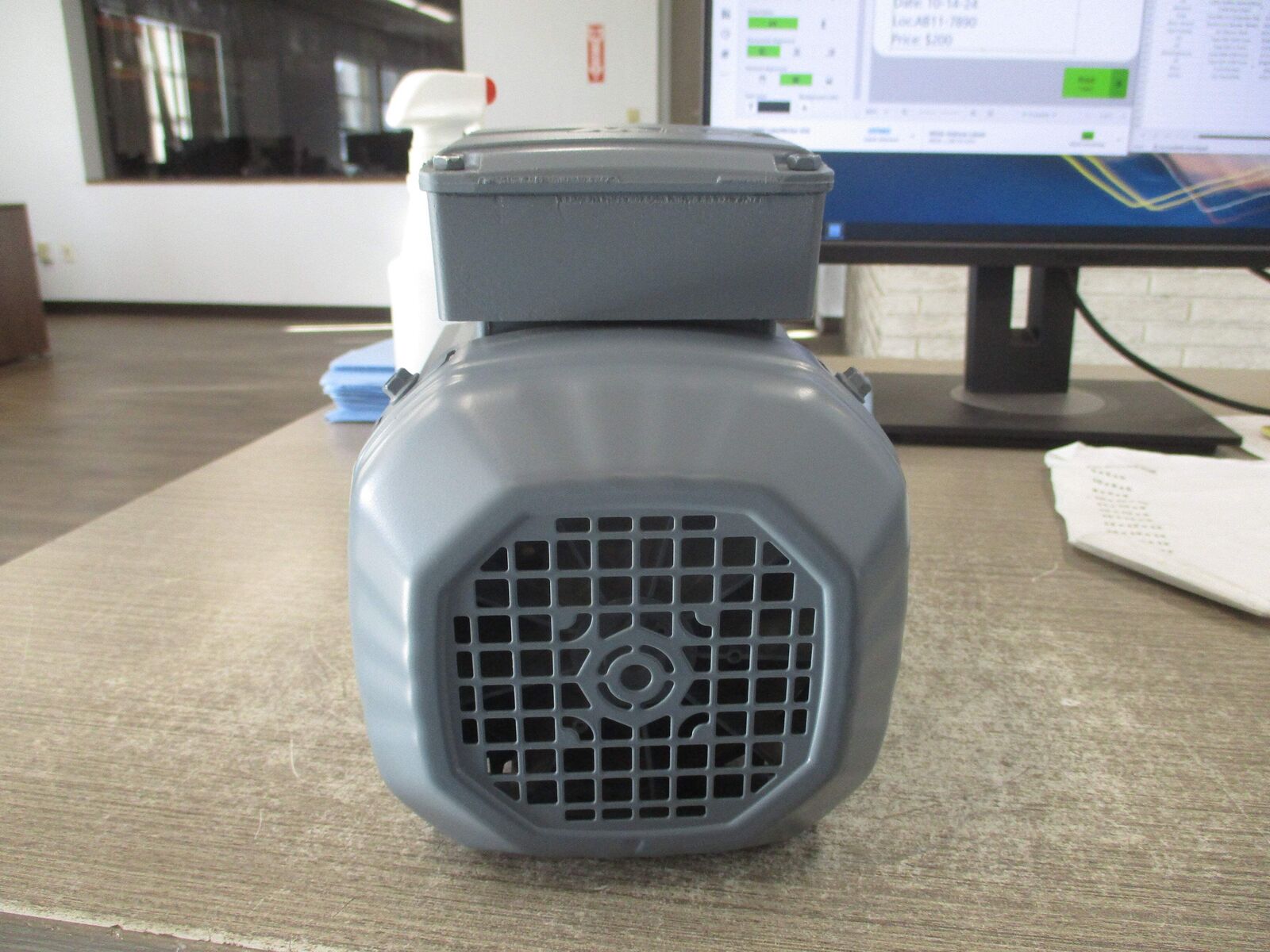 Sew-Eurodrive Gearmotor WA30 DRE80M4 M01SN997 IHP Ratio 14.33:1 122RPM Output Ne