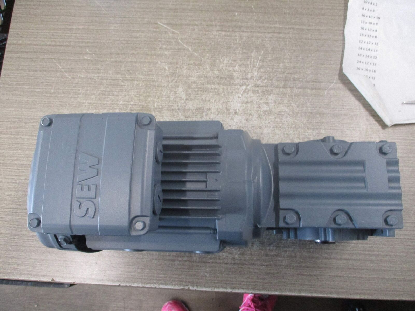 Sew-Eurodrive Gearmotor WA30 DRE80M4 M01SN997 IHP Ratio 14.33:1 122RPM Output Ne