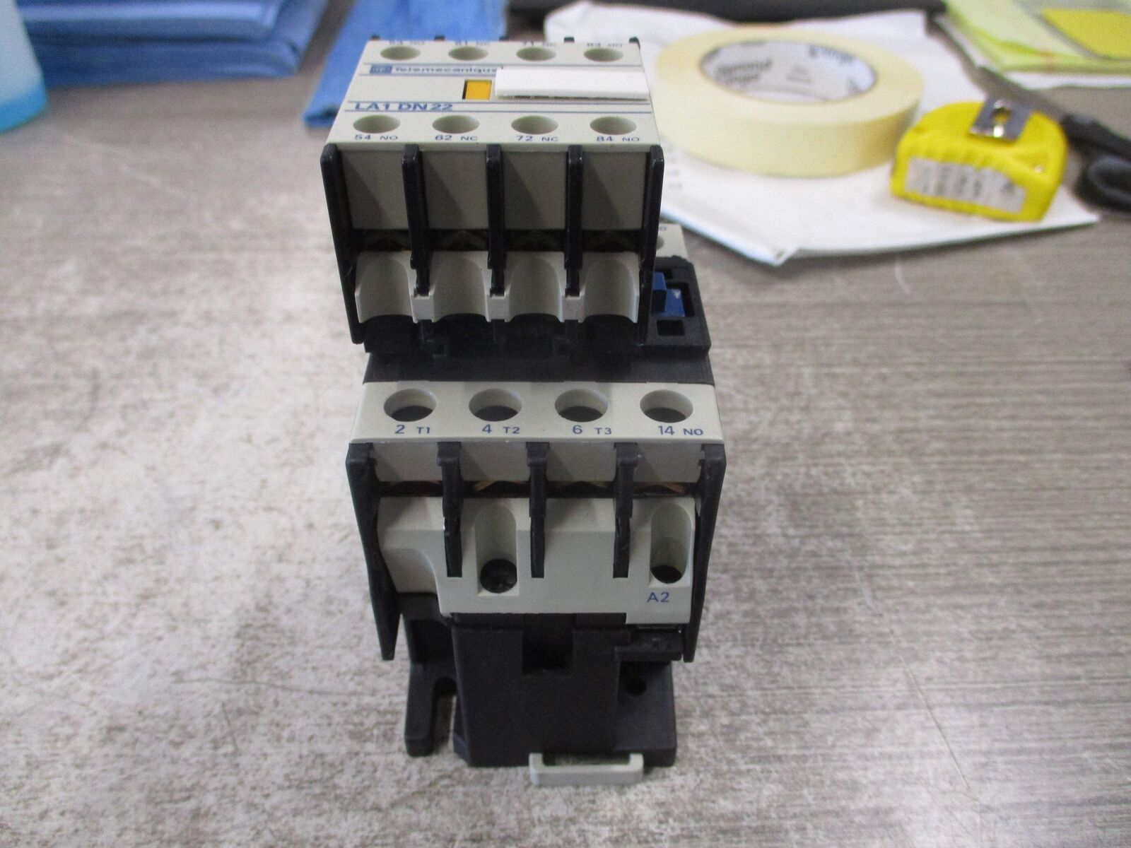 Telemecanique Contactor LC1 D2510 120V Coil 40A 600V (1) Aux Contact Block (1) S