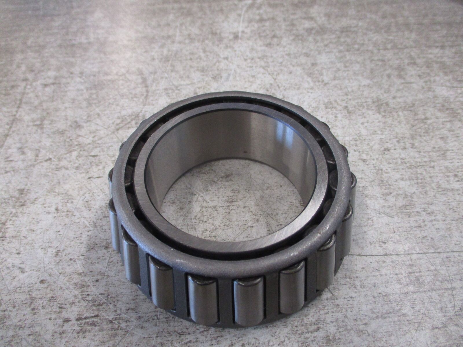 Timken Tapered Roller Bearing JM207049 *No Box* New Surplus