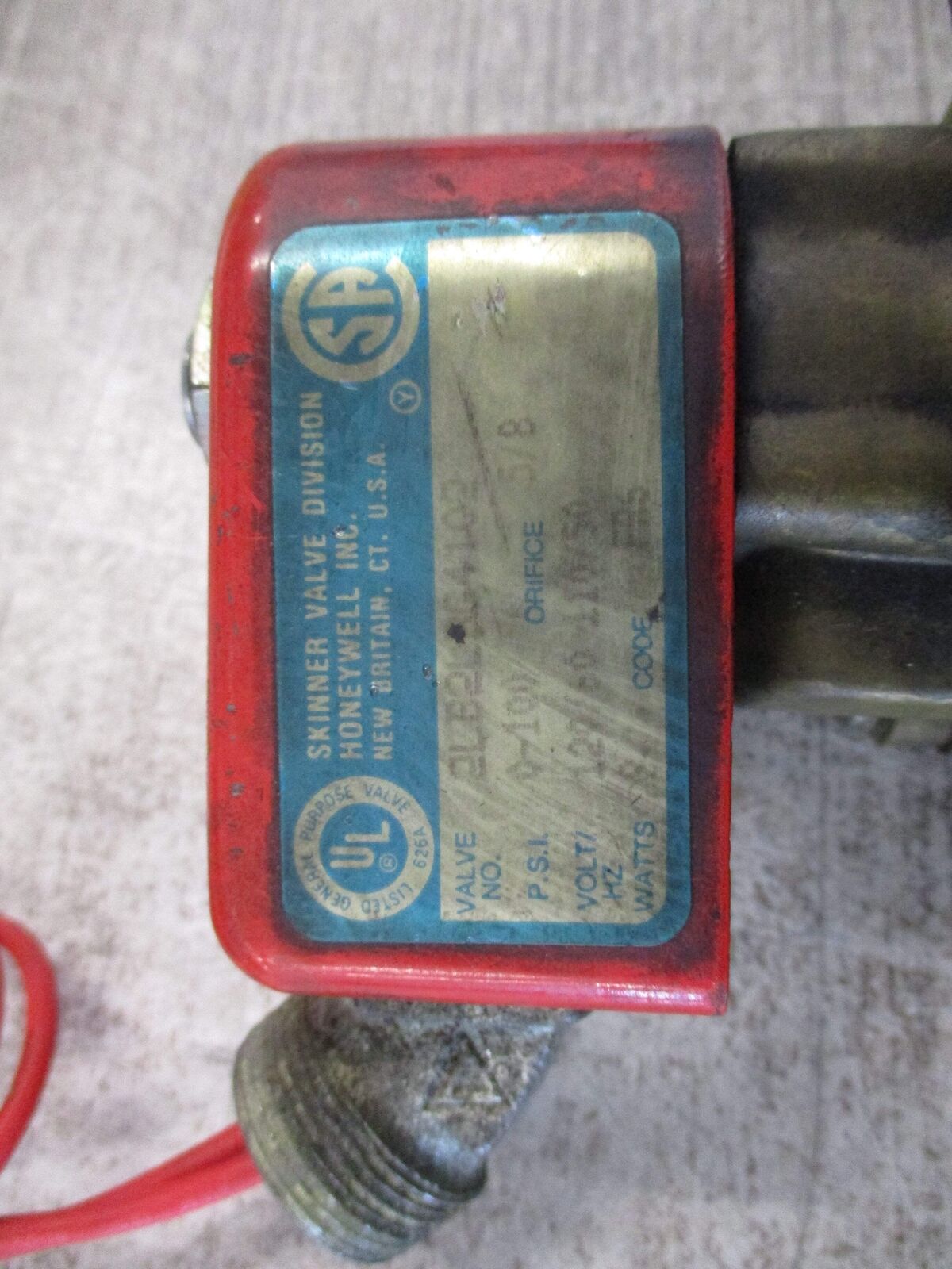 Skinner Solenoid Valve 2LB2LBG4102 0-100 PSI 120V 60Hz Used