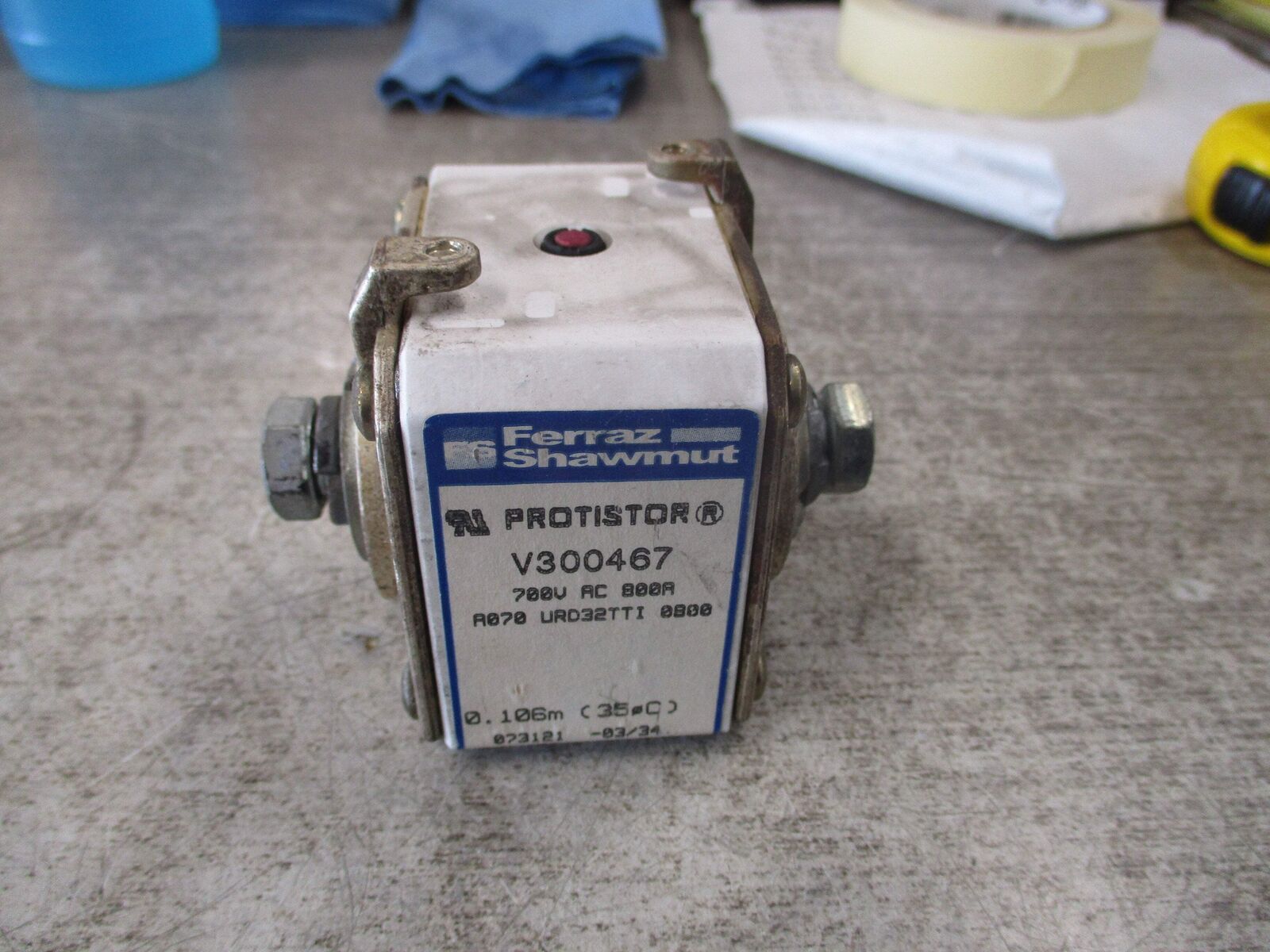 Ferraz Shawmut Protistor Fuse V300467 800A 700V *No Contact* Used