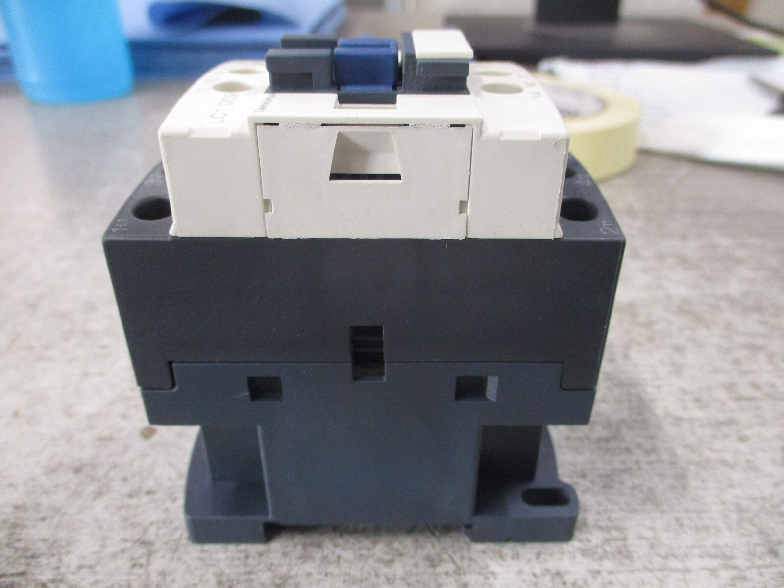 Telemecanique Contactor LC1 D09 240V Coil 25A Used