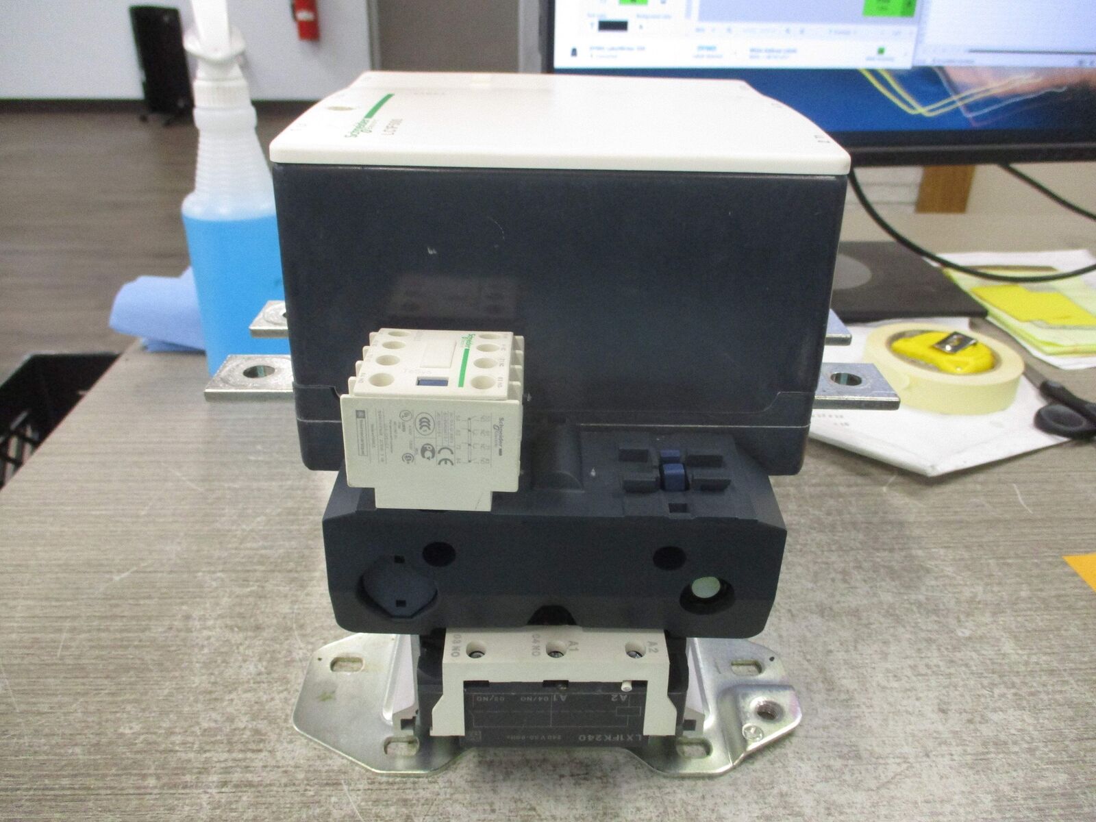 Schneider Electric Contactor LC1F500 240V Coil 700A 600V Used