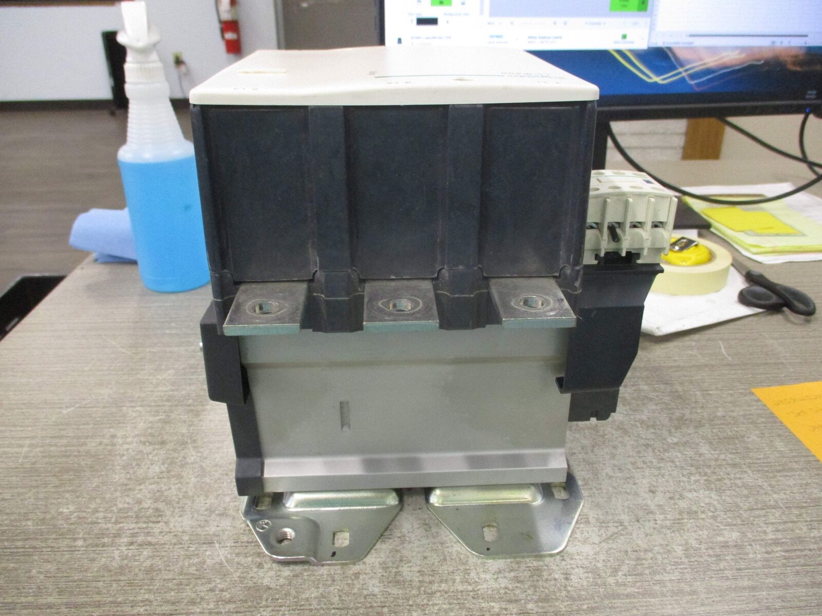 Schneider Electric Contactor LC1F500 240V Coil 700A 600V Used