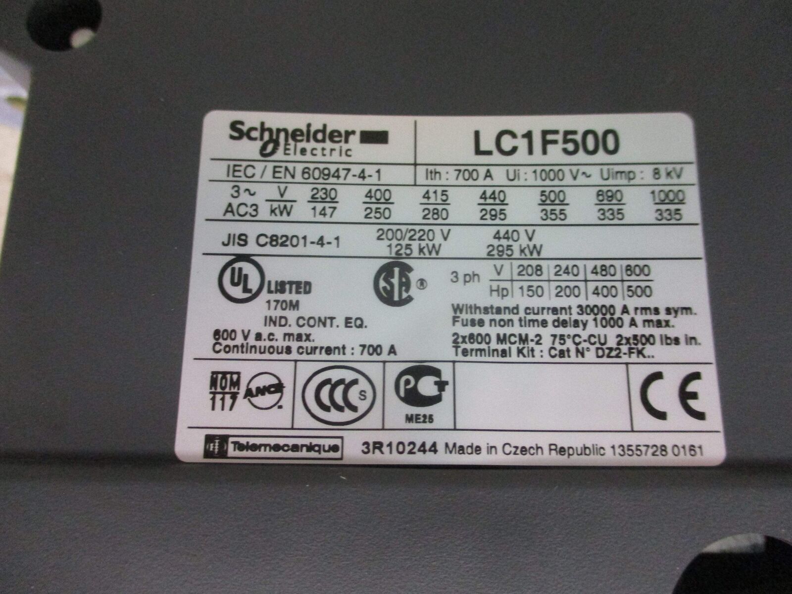 Schneider Electric Contactor LC1F500 240V Coil 700A 600V Used