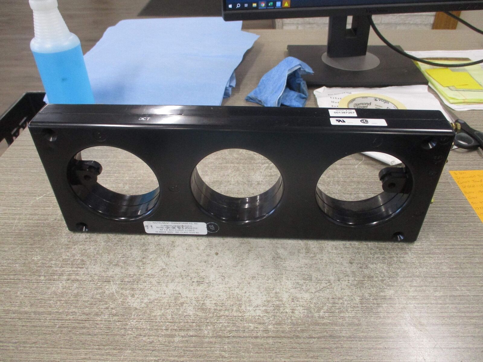 Instrument transformers Current Transformer 3P668-152 Ratio 1500:5A 600V 50-400H