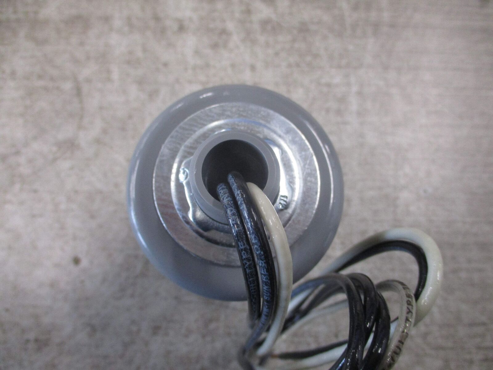 Delta Surge Capacitor CA 302R 125-250V 3W 1Ph New Surplus