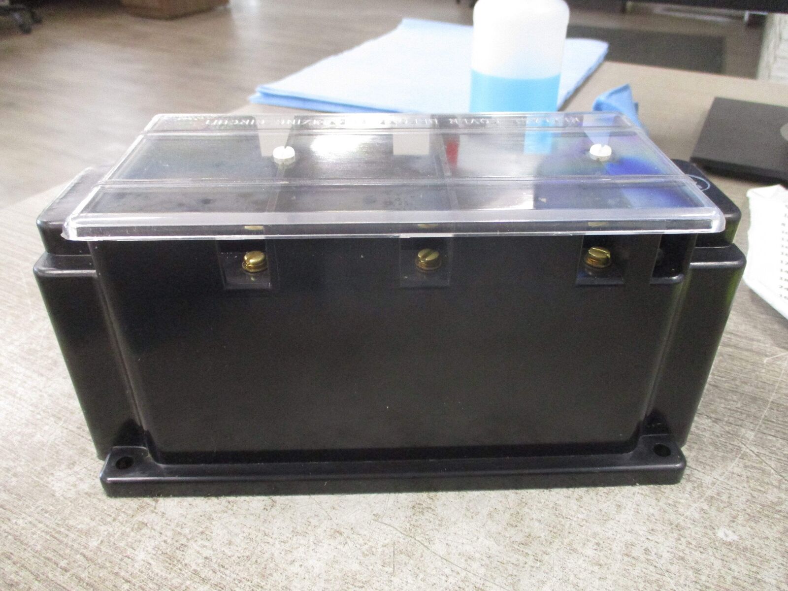 Instrument Transformers Potential Transformer 3VTL460-208 Pri: 208V Ratio 3:1 60