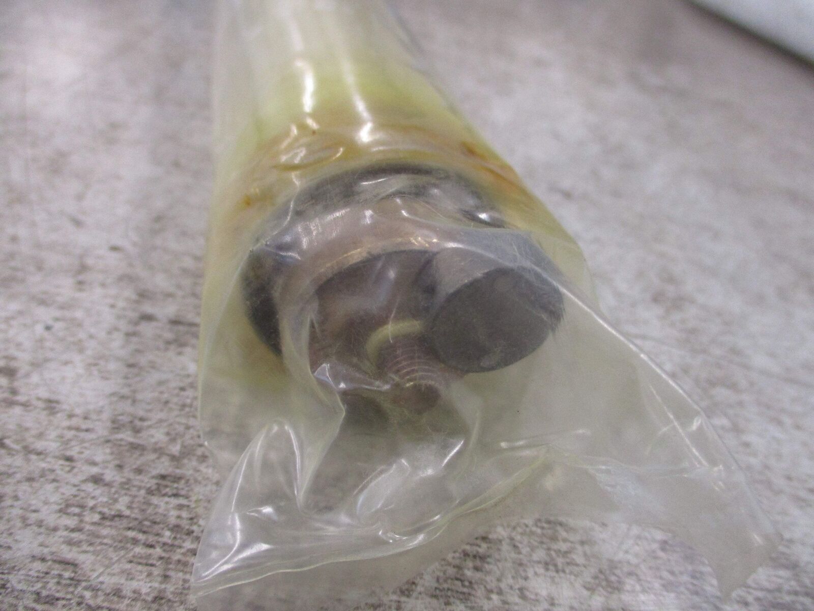 S&C SM-4 Fuse Refill Unit 252300-R4 200E 14.4KV *No Box* New Surplus