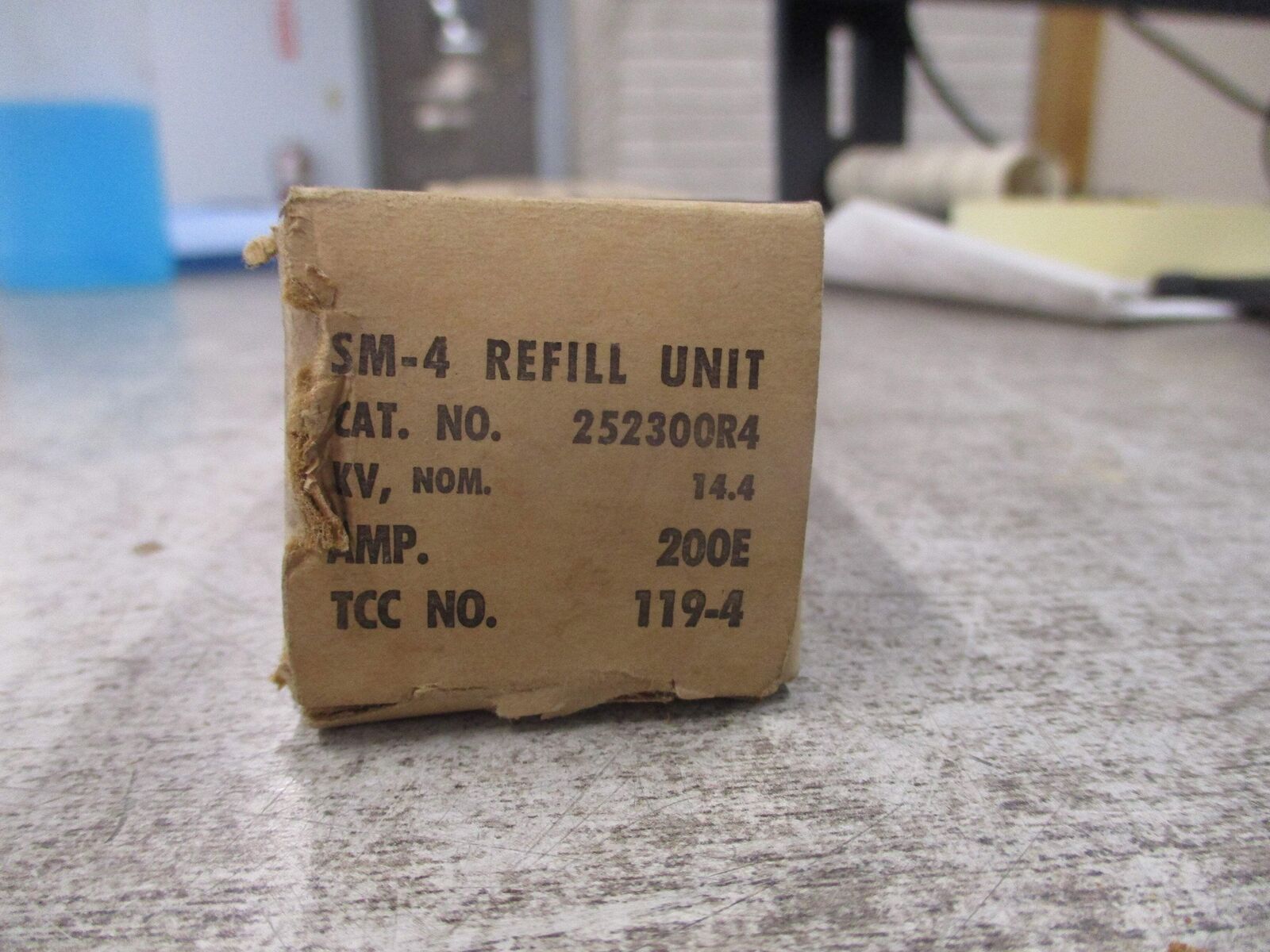 S&C SM-4 Fuse Refill Unit 252300R4 200E 14.4KV New Surplus