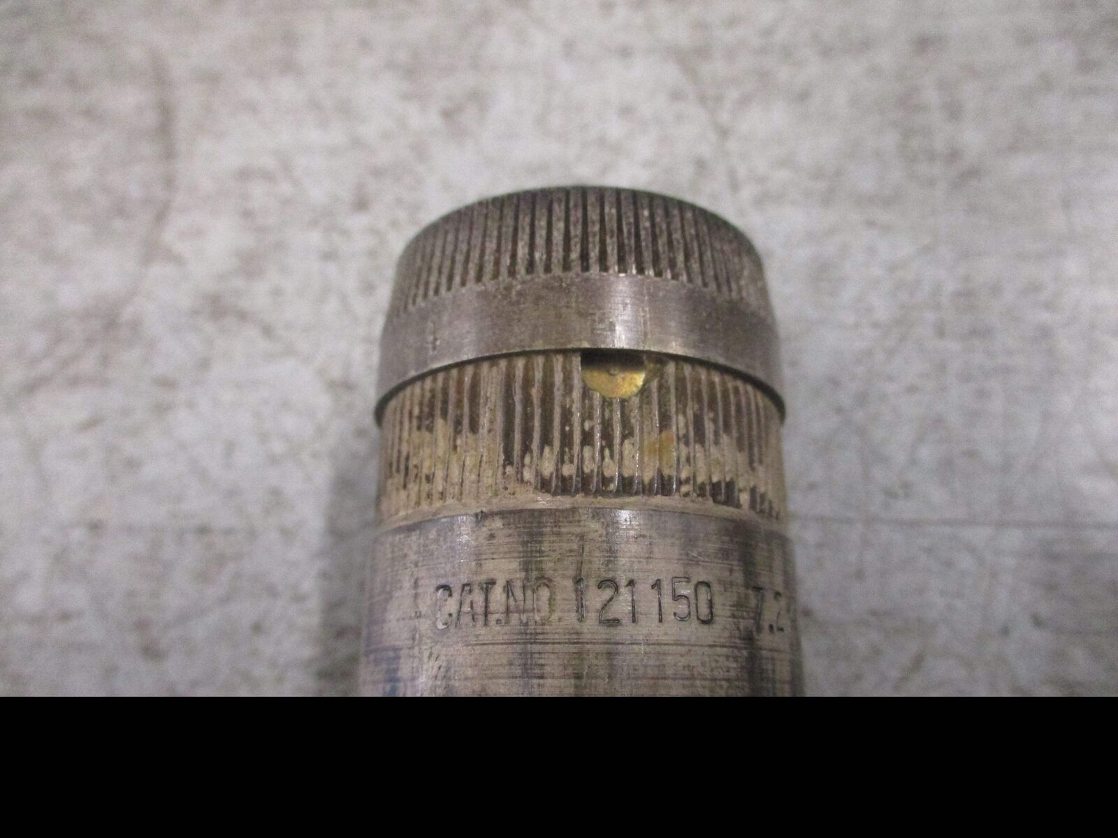 S&C SM-4 Fuse Refill Unit 121150 100E 7.2KV Used