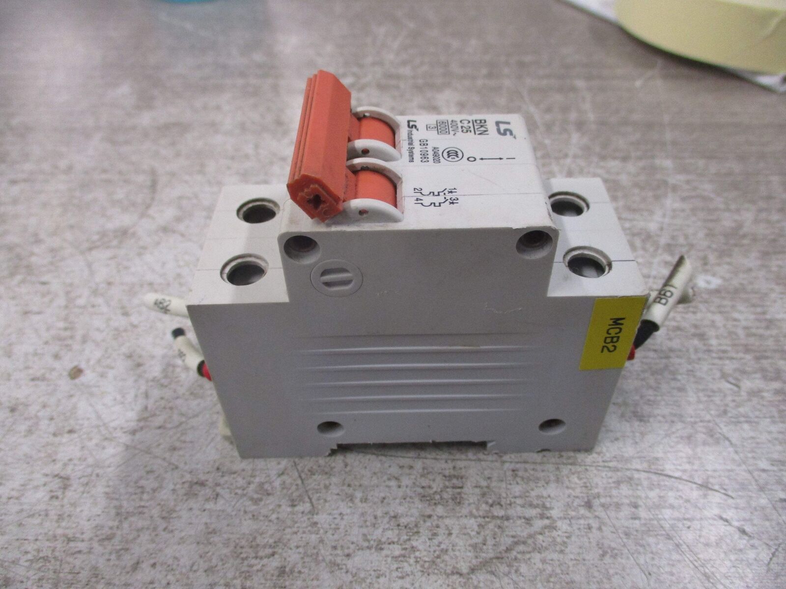 LS Industrial Systems Circuit Breaker BKN C 25 400V 25A 2P Used