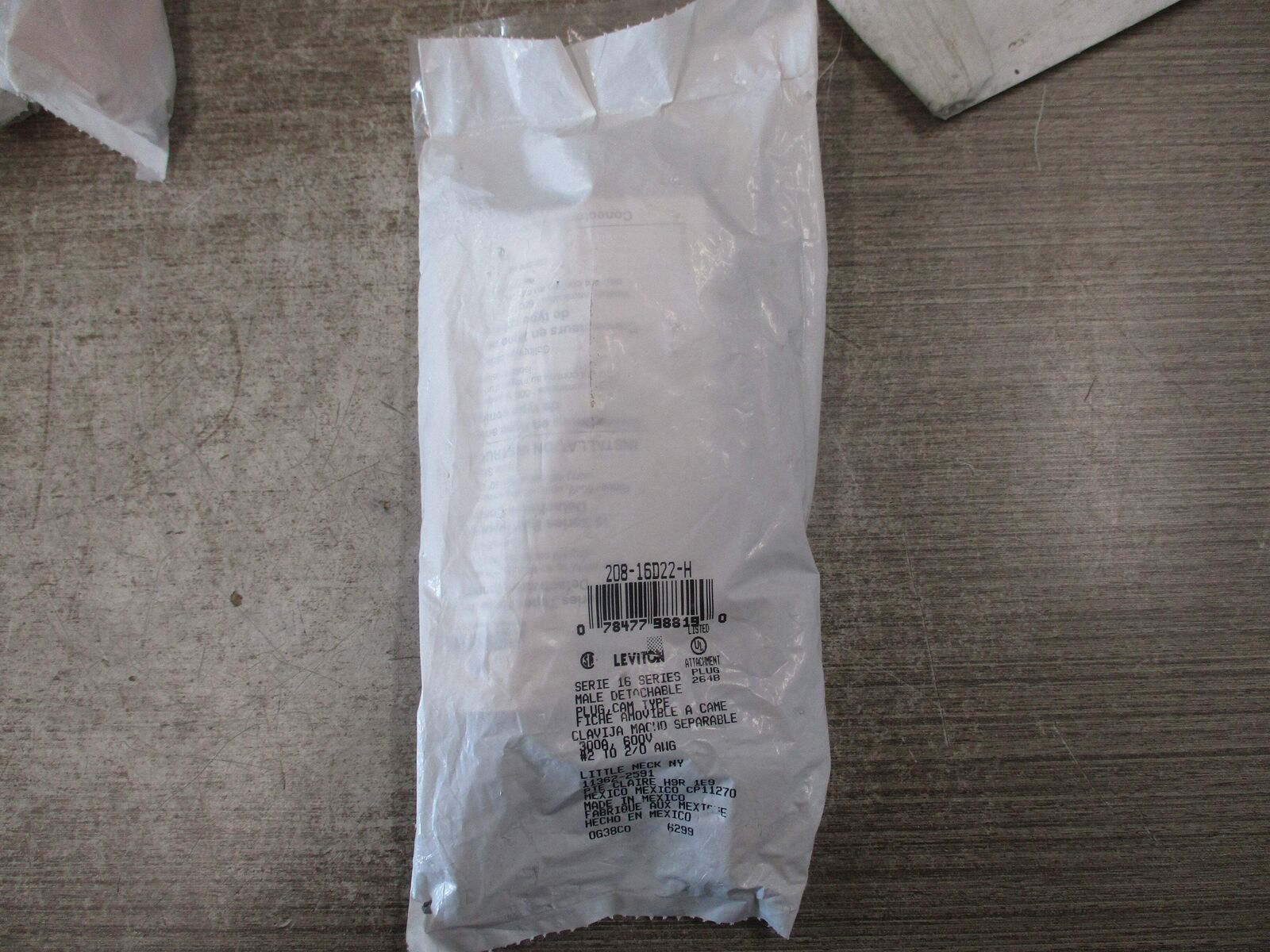Leviton Male Detachable Plug 208-16D22-H 300A 600V New Surplus