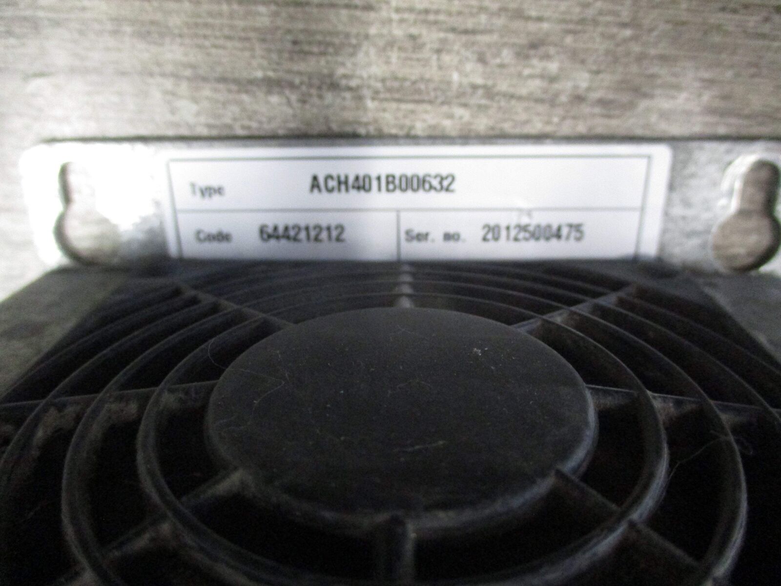 ABB ACH401 AC Drive ACH401B00632 7.5HP 3Ph Input: 3PH 380-480V Output: 3PH 0-480