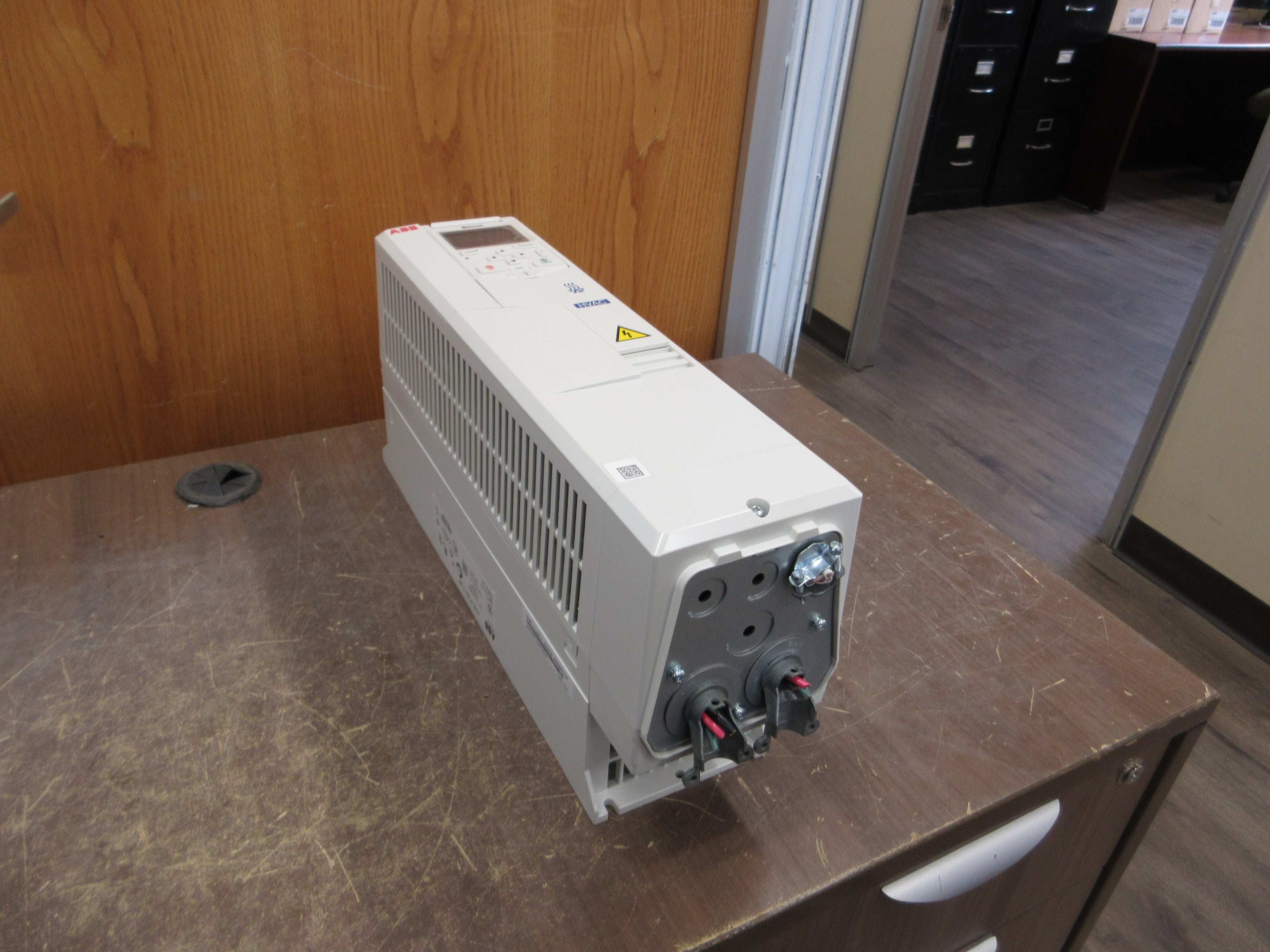 ABB ACH580 AC Drive ACH580-01-031A-2+J429 10HP 3Ph