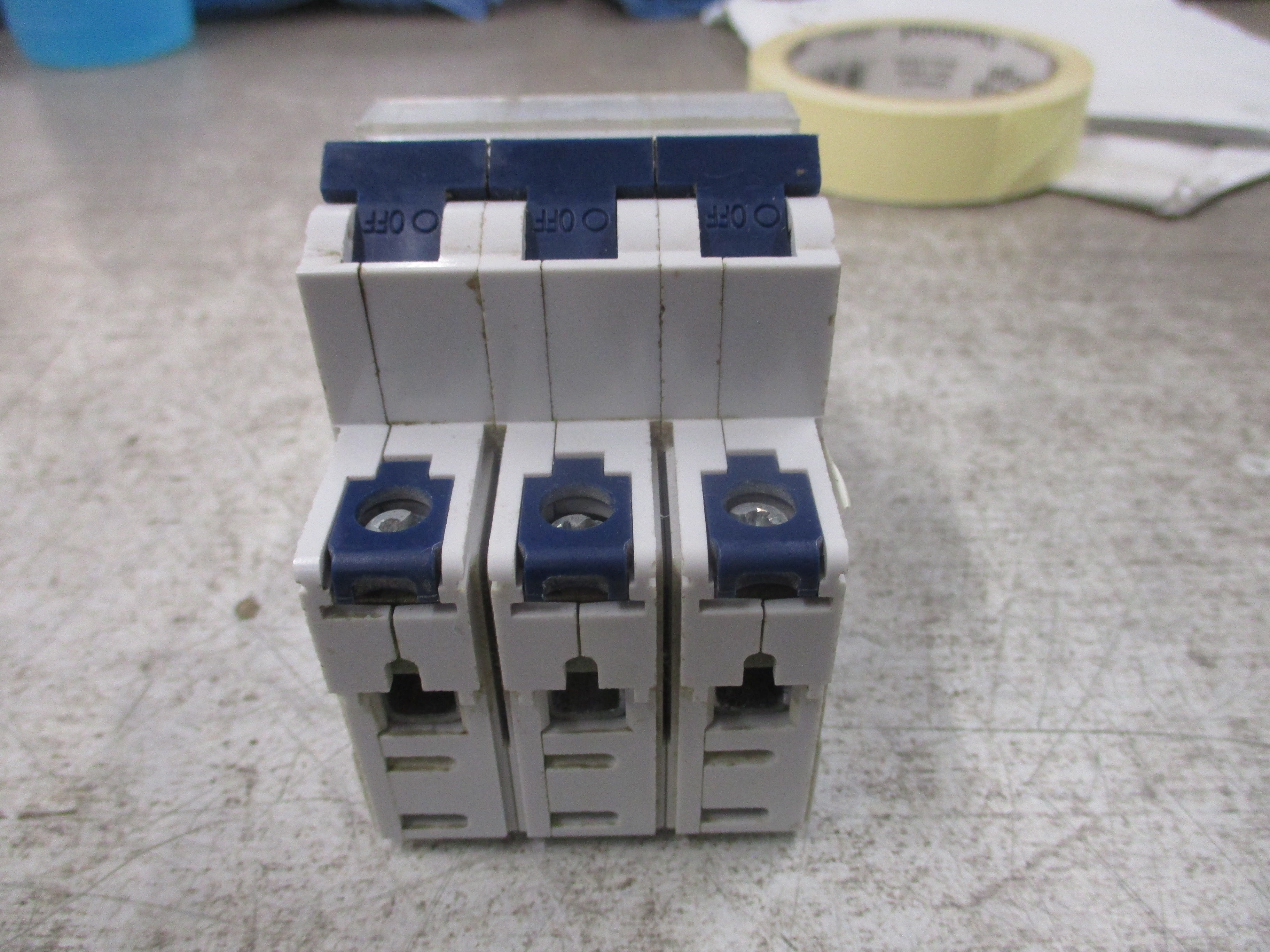 ABL Sursum Circuit Breaker 3D10UM 10A 480Y/277V 3P Used