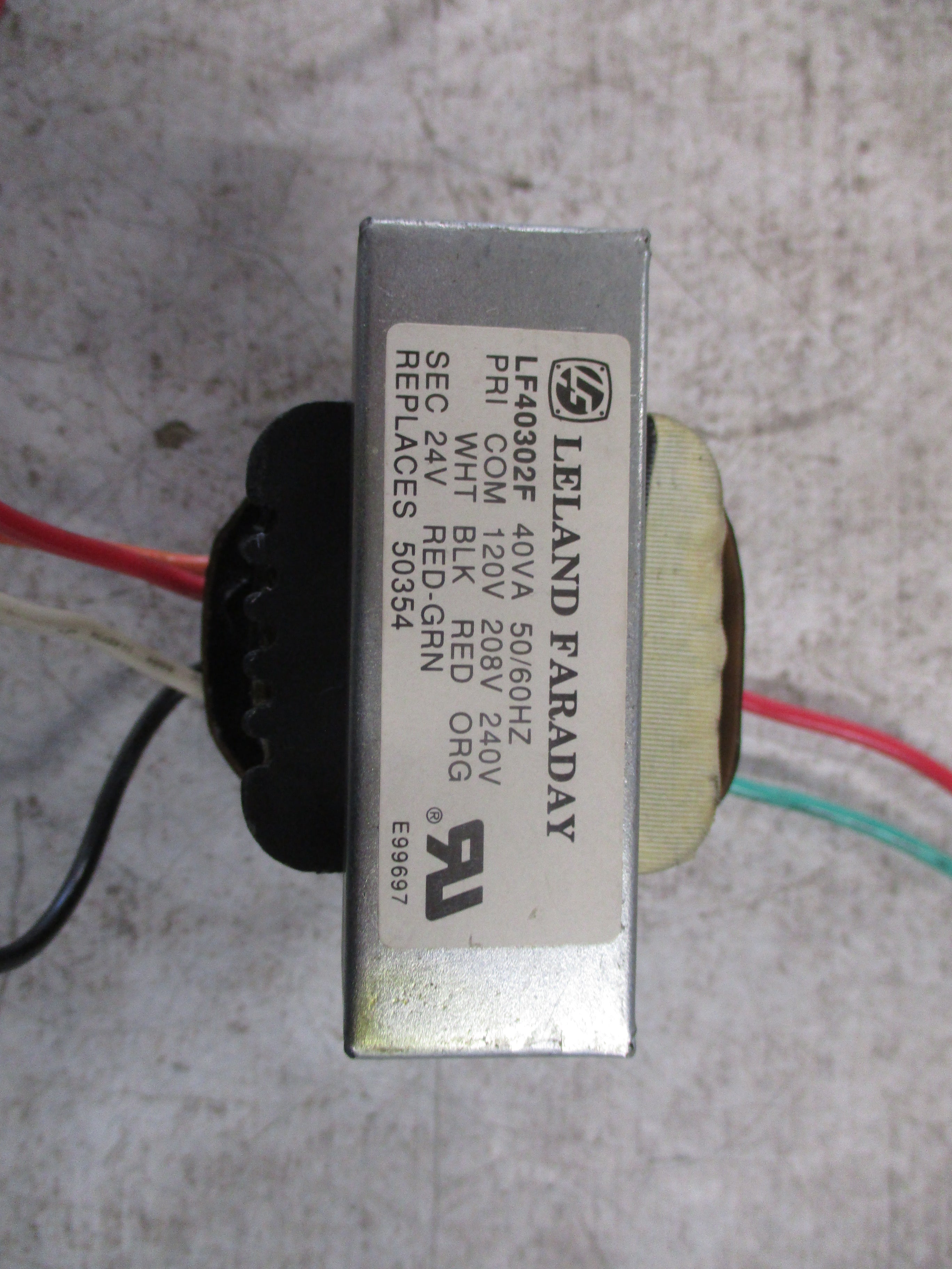 Leland Faraday Transformer LF40302F 40VA Pri: 120/208/240V Sec: 24V 50/60Hz Used
