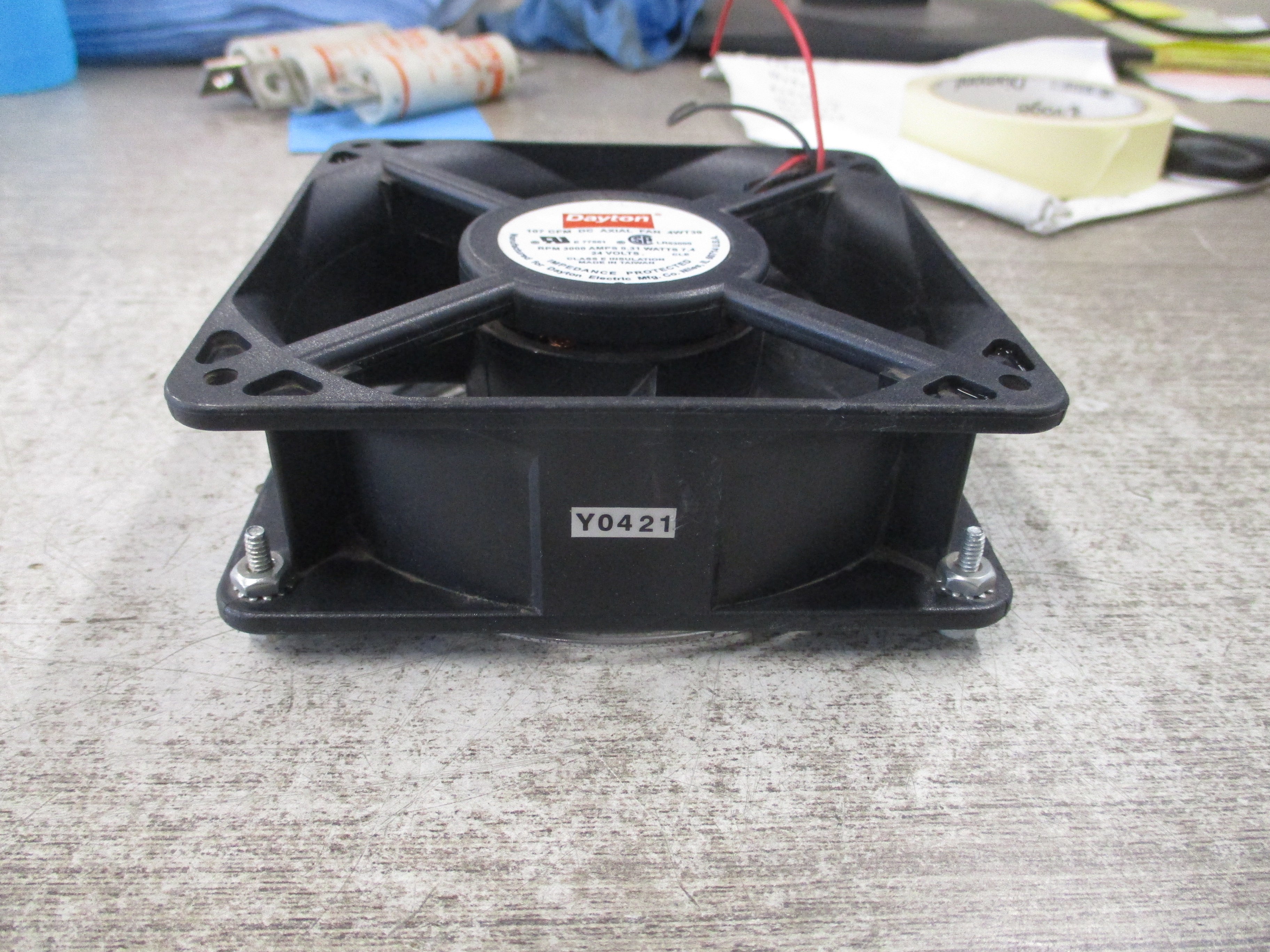 Dayton Axial Fan 4WT39 24VDC 0.31A 7.4W 3000RPM 107CFM Used